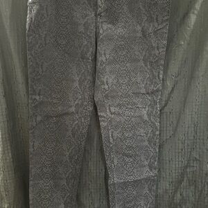 Pure Energy Black Patterned Pants